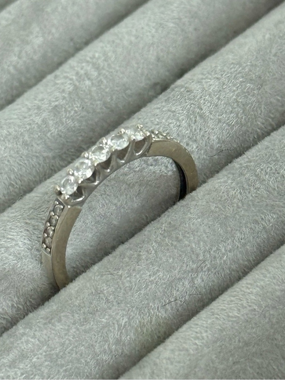 RARE Custom 14K White Gold 13 Diamond Estate Ring Size 7 Pavé Wedding Band - Picture 6 of 9